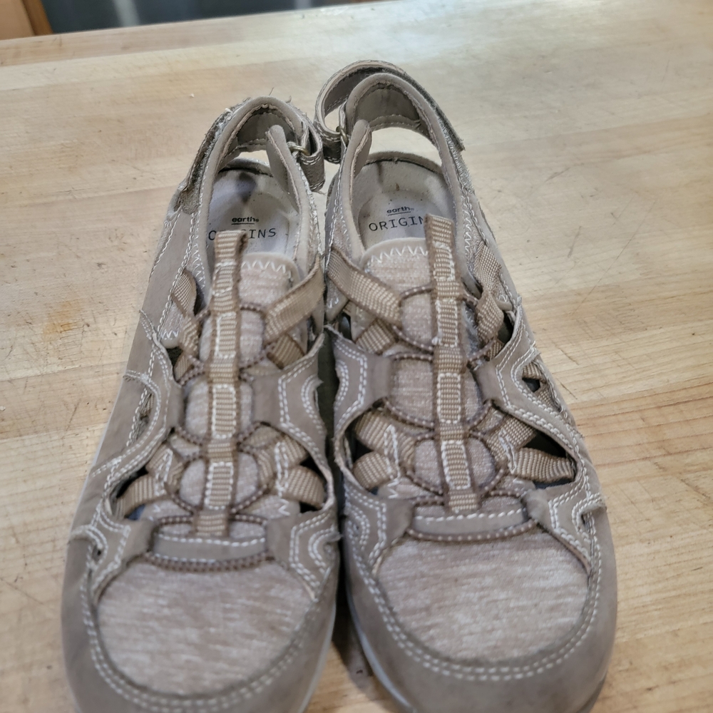 Origins Women's Beige Casual Sneakers